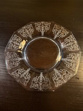 Vintage Cambridge Etched Glass Luncheon Plate, Cleo design, Willow Blue